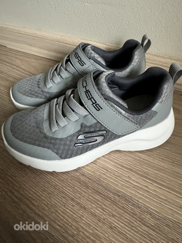 Skechers tossud