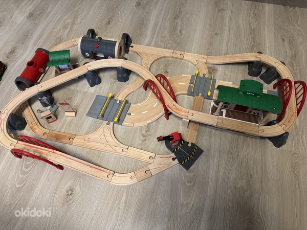 Комплект железной дороги Brio Railway Deluxe