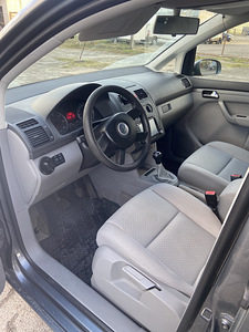 Vw touran (7 фото из 15)