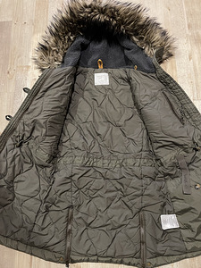 Peak Performance W Mildred Bronze parka S (2 foto / 9)