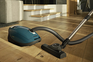 Miele Complete C3 125 Ed Powerline 890w Comfort пылесос (8 фото из 8)