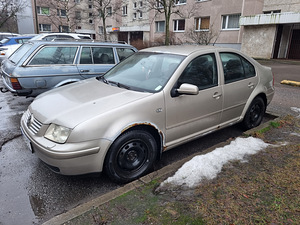 Volkswagen bora (1 foto / 5)