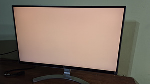 4K 60hz 27" IPS монитор (3 фото из 6)