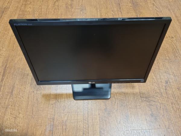 LG E2242T-BN 21.5" 1920 x 1080 D-Sub, DVI LCD Monitor (фото #1)