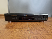 Sony CDP-XE520 Stereo Compact Disc Player