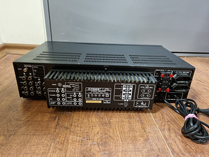 Fisher CA-870 Integrated Stereo Amplifier (4 foto / 4)