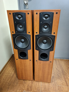 Jamo E550 (2 фото из 4)
