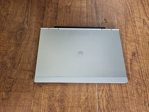 HP EliteBook 2570p i7,8GB,256ssd,win 11 (2 foto / 2)