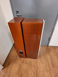 Yamaha NS-325F 2-Way Loudspeaker System (2 foto / 3)