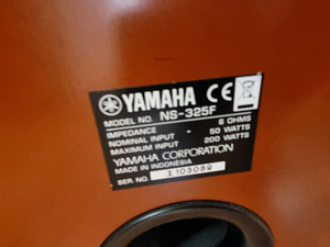 Yamaha NS-325F 2-Way Loudspeaker System (3 foto / 3)