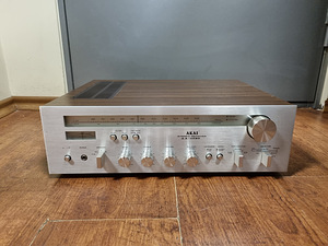 Akai AA-1020 AM/FM Stereo Receiver (3 foto / 4)