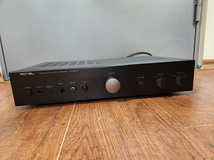 Rotel RA-930AX Stereo Integrated Amplifier.