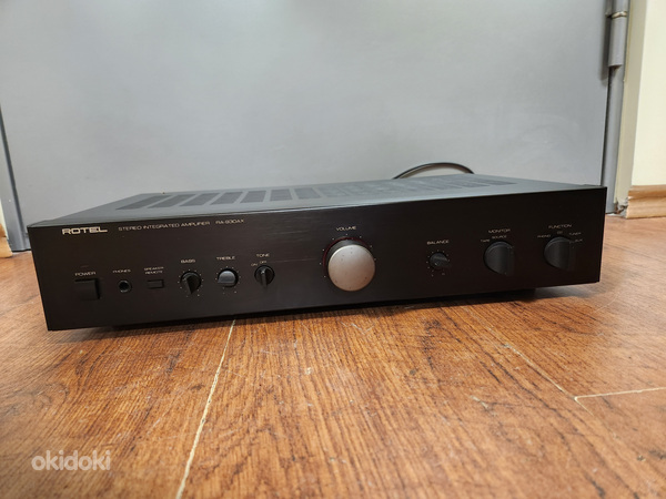 Rotel RA-930AX Stereo Integrated Amplifier. (фото #1)