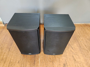 Boston CR5 HiFi speakers