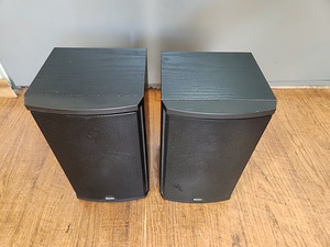 Boston CR5 HiFi speakers  			