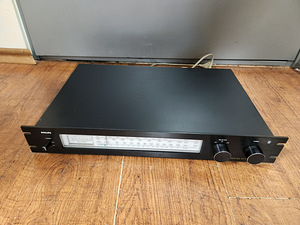 Philips AH170 HiFi AM-FM Stereo Tuner (2 foto / 4)