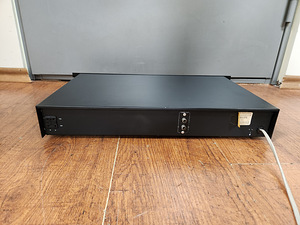 Philips AH170 HiFi AM-FM Stereo Tuner (3 foto / 4)