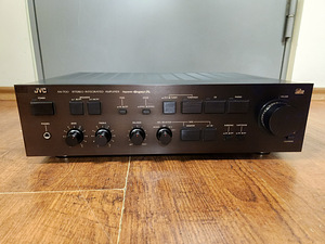 JVC AX-700(Dynamic Super-A)INTEGRATED STEREO AMPLIFIER  			