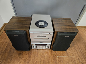 Aiwa RX-LM30K muusikakeskus (2 foto / 4)