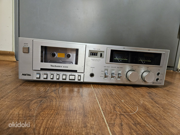 Technics RS-M205 Metal Tape Compatible Stereo Cassette Deck
