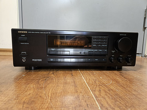 Onkyo TX-SV424 Quartz Synthesized Tuner Amplifier (2 foto / 4)