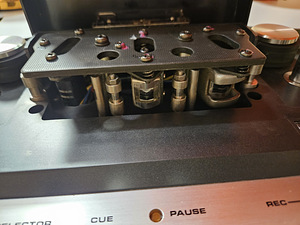 Akai GX-650D катушечный магнитофон (6 фото из 6)