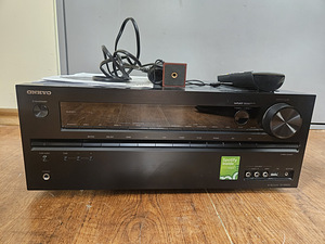 Onkyo TX-NR626 7.2-channel Wi-Fi, BT, 4K (1 foto / 3)