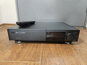 PANASONIC NV-FS100 S VHS-Videorecorder (1 foto / 4)