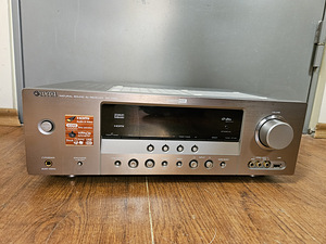 Yamaha RX-V463 Audio Video Receiver (4 foto / 6)