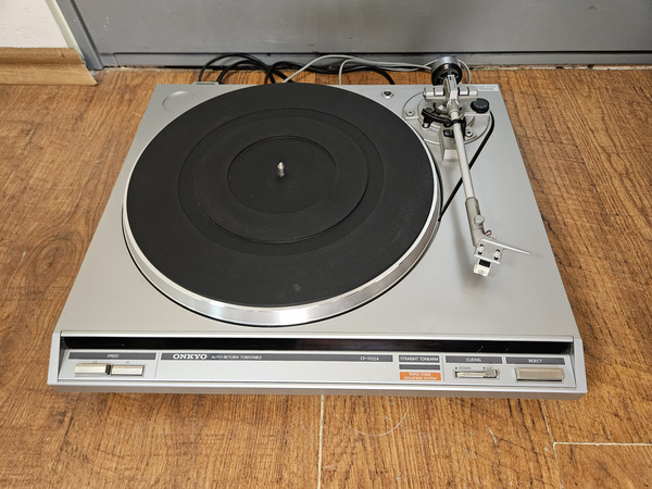 Onkyo CP-1022A HiFi виниловый проигрыватель