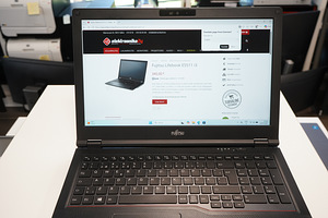 Fujitsu Lifebook E5511 i3 sülearvuti + garantii (2 foto / 4)