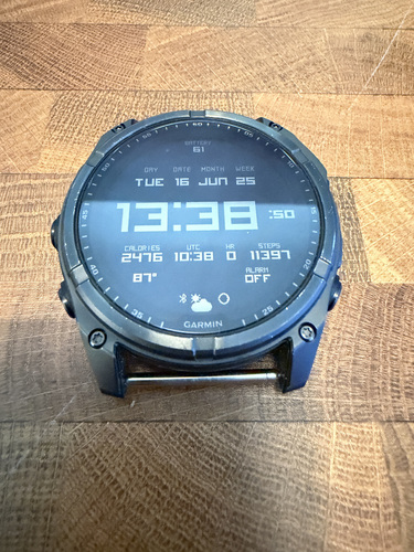 Garmin fenix 8 51mm Solar Sapphire Carbon Gray DLC Ti with