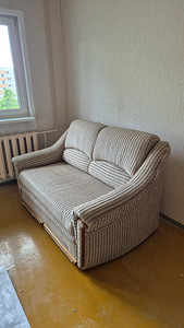 Lahtikäiv diivan (2 foto / 4)