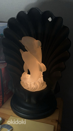 Delfiiniga lamp