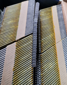 Kuumtsingitud kammnaelad 90x3.1mm 34° (1 foto / 3)