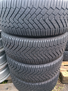 215/55 R17 98T GOODYEAR ULTRAGRIP ICE 3 (10 foto / 10)
