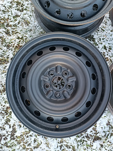 5X100 15" & 16" TOYOTA AVENSIS (10 foto / 10)