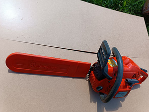 HUSQVARNA 345 E-series mootorsaag (7 foto / 9)