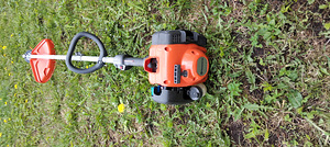 MURUTRIMMER HUSQVARNA 122LK (6 foto / 7)