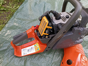Mootorsaag HUSQVARNA 135 MARK II (4 foto / 5)