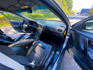 Volvo S60 D5 120kw (6 foto / 10)