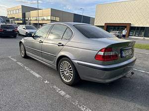 BMW 320i ATM 2.2 125kw Facelift (6 foto / 13)
