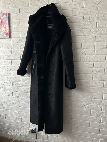 Bastion весна/осень длинное черное пальто с пушистым оттенком (фото #1)
