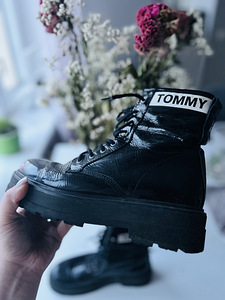 Лаковые сапоги Tommy Hilfiger, размер 38 (3 фото из 8)