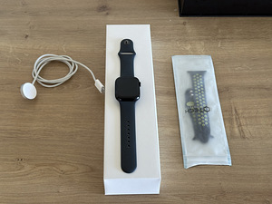 Apple Watch Series 8 45mm Cellular (4 foto / 5)