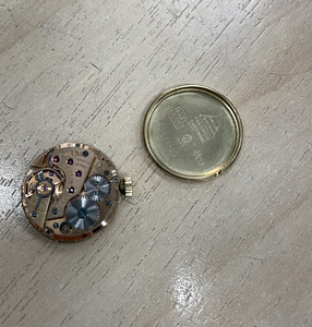 Omega naiste käekell, kuld 585* (3 foto / 3)
