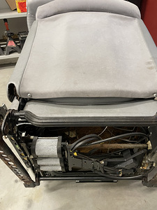 Mercedes W126 500 SEL/SE salong veluur istmed (3 foto / 3)