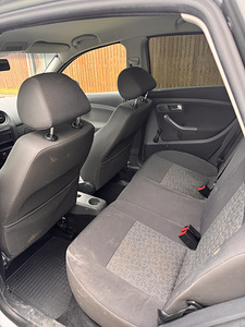 Seat Cordoba (7 фото из 13)