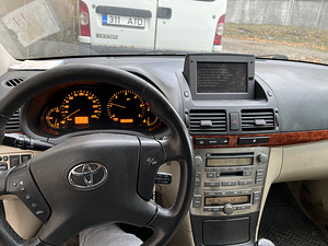 Toyota avensis 2.2 varuosadeks 130kw (4 foto / 8)