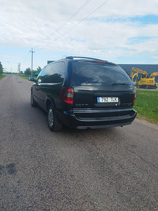 CHRYSLER GRAND VOYAGER 2.8CRD 110kw (3 foto / 8)
